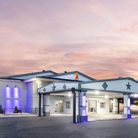 Super 8 By Wyndham Amarillo Central Tx Eksteriør billede