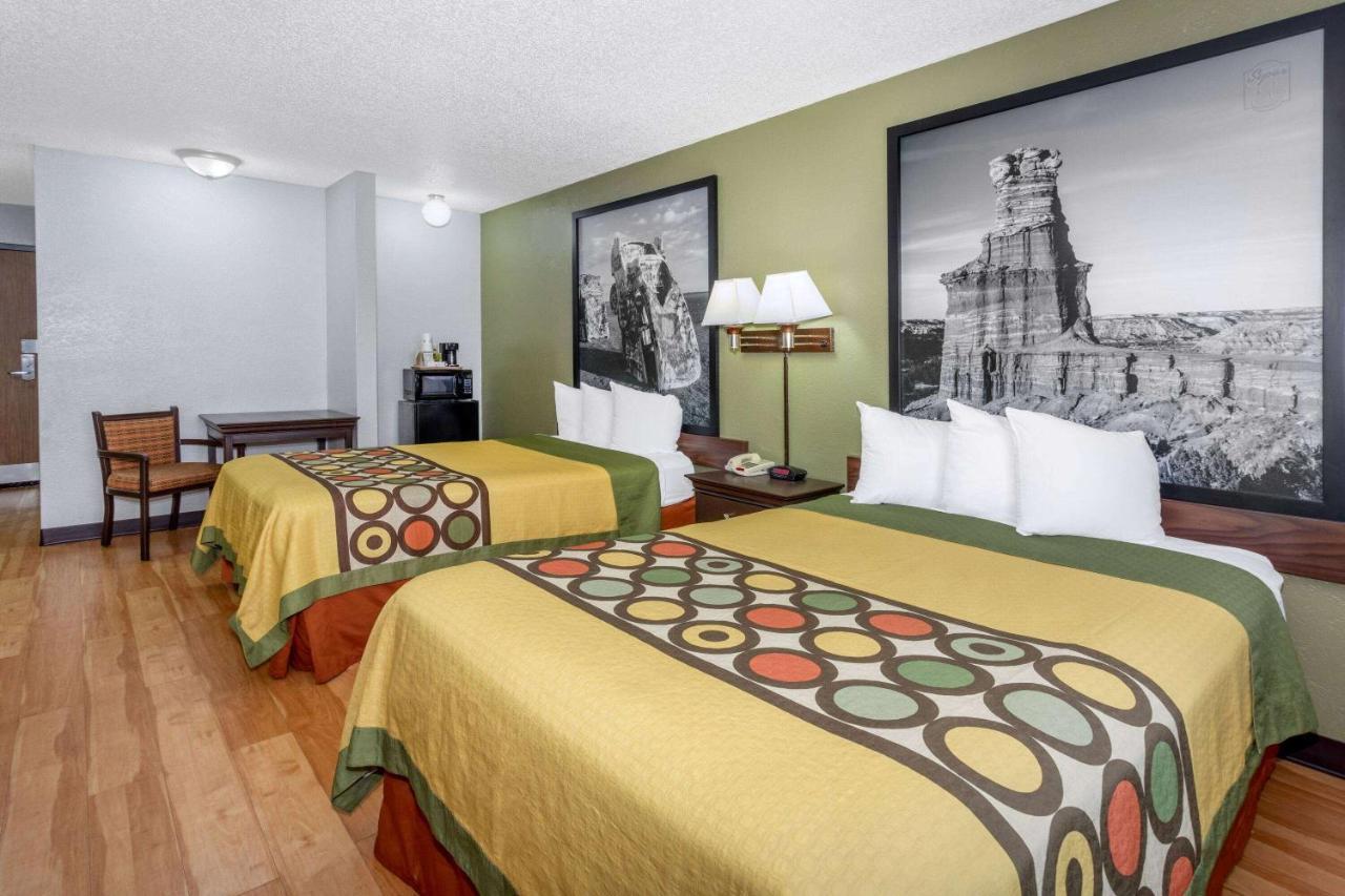 Super 8 By Wyndham Amarillo Central Tx Eksteriør billede