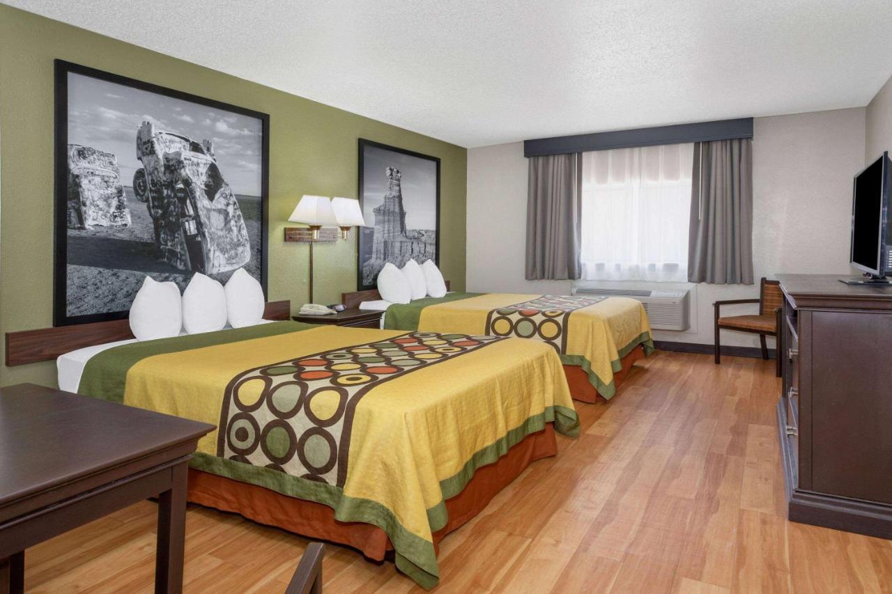 Super 8 By Wyndham Amarillo Central Tx Eksteriør billede